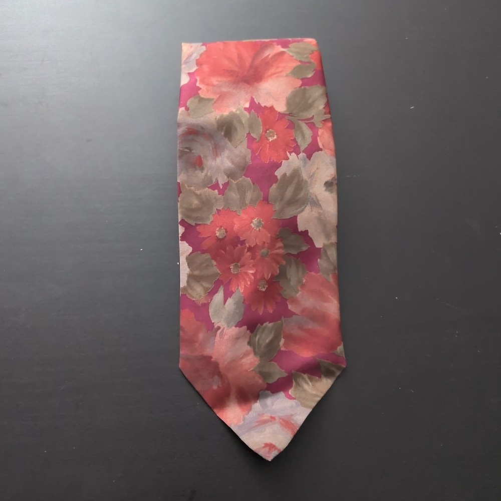 Italianissimo Neck Tie 3.5" Wide 57" Long Brown Floral Fall Design